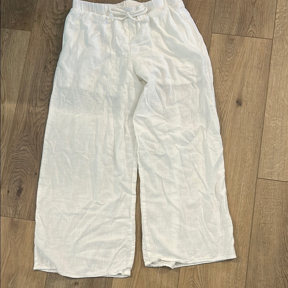 Art Class Soft White Fabric